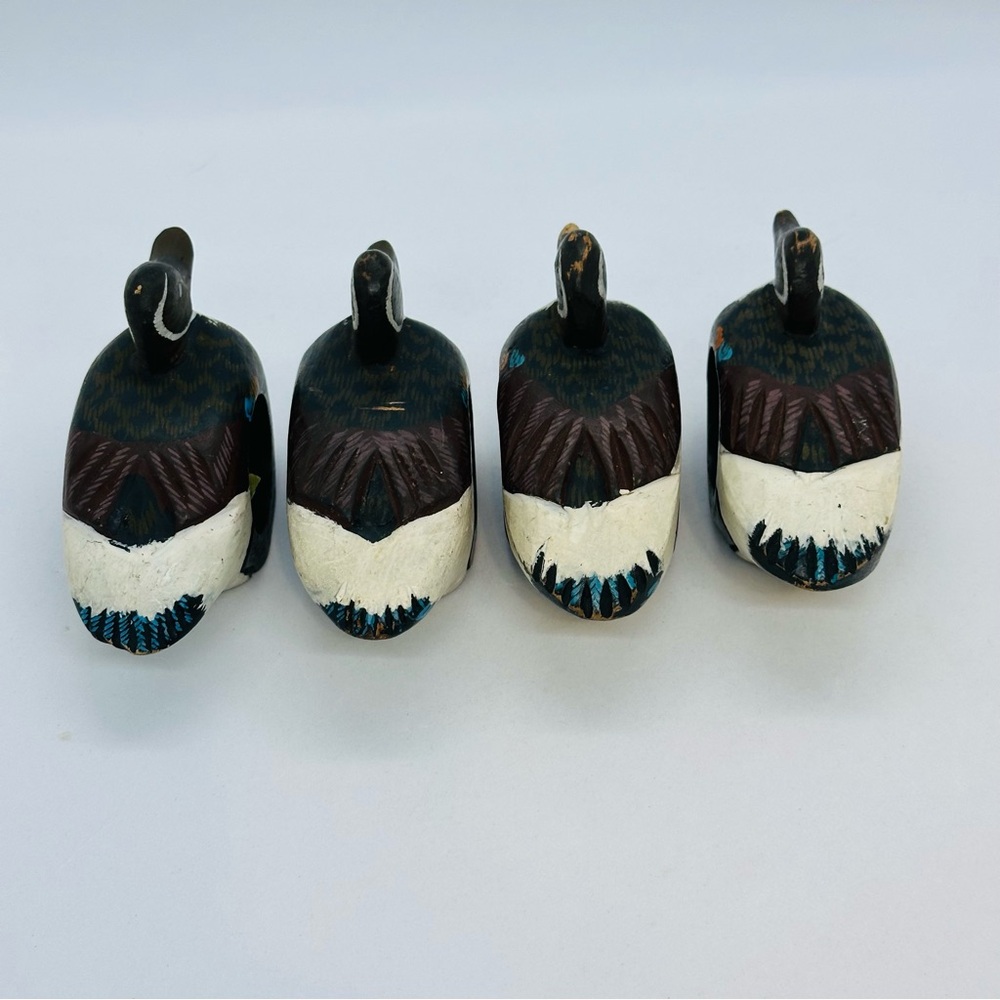 Set of 4 Wooden Hand-Carved Hand-Painted Mallard Duck Napkin Ring Holders Decor - Picture 5 of 10